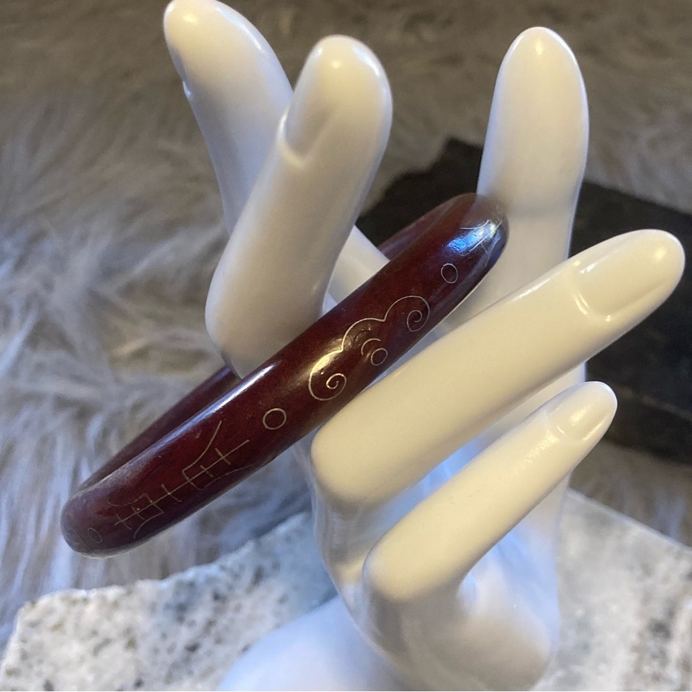 VINTAGE Gorgeous Cherry Wood Bangle Bracelet With Gold Inlay (#1 of 2 listings)